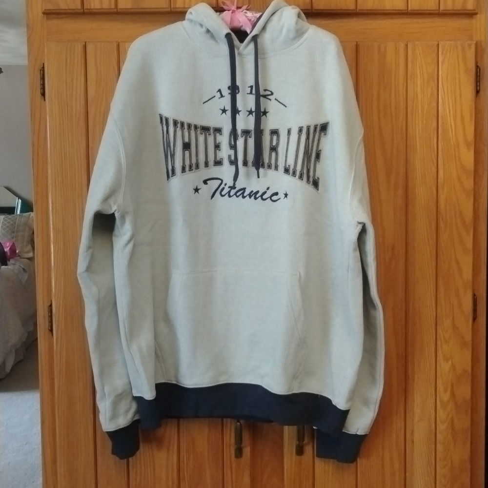 Titanic White Star Line Hoodie Size XL